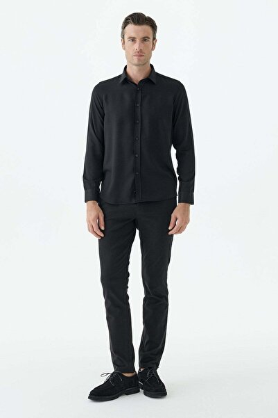 Jakamen Black Patterned Classic Collar Comfort Fit Shirt