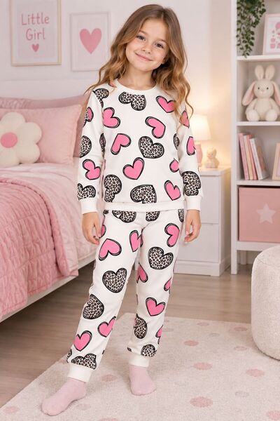 Kız Çocuk Pamuklu Beyaz Kalp Desenli Uzun Kollu Mevsimlik Pijama Takımı