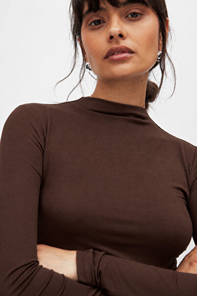 Nika Fashion Μπλούζα με λαιμόκοψη Huri από 95% βαμβάκι Premium Soft