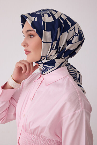 Belli وشاح حريري بنمط هندسي 100% من التويل BE11-59