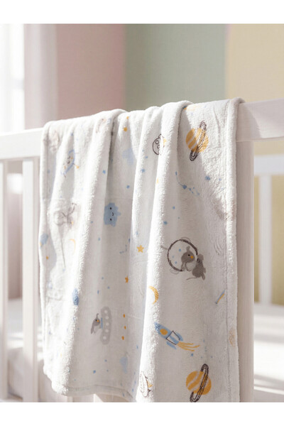 LC Waikiki Rmz Gi̇yi̇m Farkiyla Space Printed Children's Plush Blanket 90X110 cm