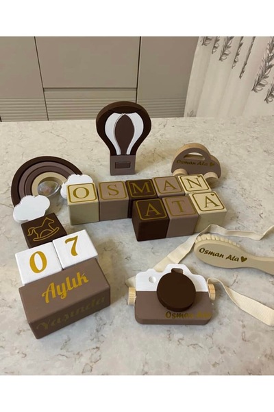 mogokids Gold kahverengi objeli harfli bebek ahşap dekor(8 harf için geçerli)