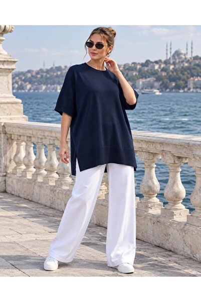 hazelin Women's Navy Blue Oversize Side Slit Long Soft Textured Knitwear Swea...