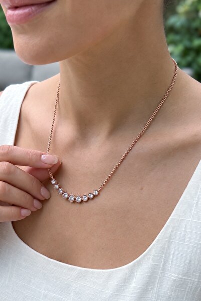 FAYRA ACCESSORIES قلادة من حجر الزركون على شكل مسار مائي