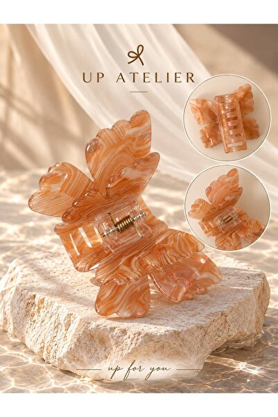 Up Atelier مشبك مزلاج على شكل فراشة بيرليسسينت