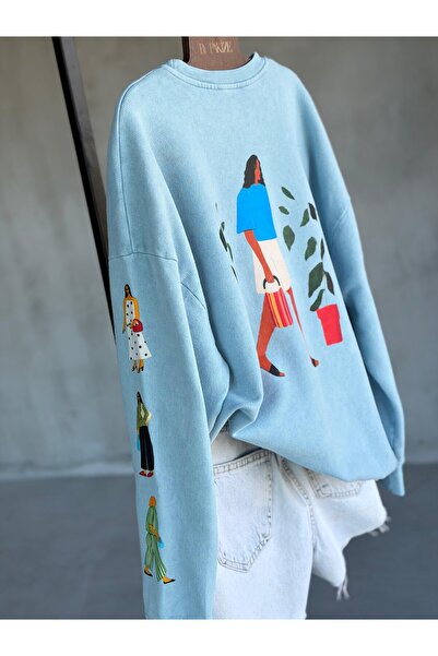 By Pakize Tasarım Taş Yıkamalı Sırt/Kol Figür Baskılı Sweatshirt