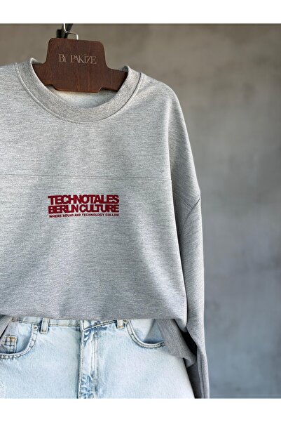 By Pakize Oversize Yazı Baskılı Sweatshirt