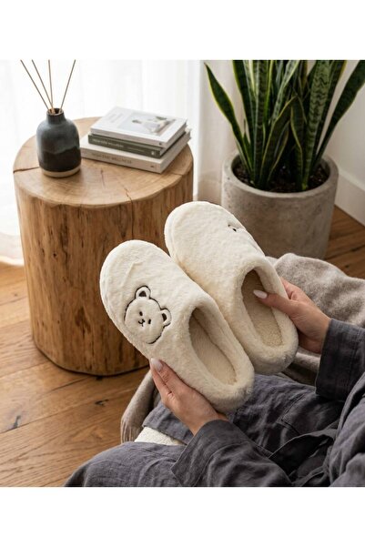 FEMME FATALE Teddy Bear Embroidered Plush Slippers Home Slippers