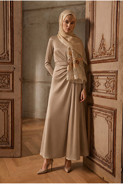 ARMANDA Silk Sakura Pattern Shawl - Beige
