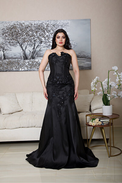 MEUON فستان لارا الأسودLara Black Evening Dress