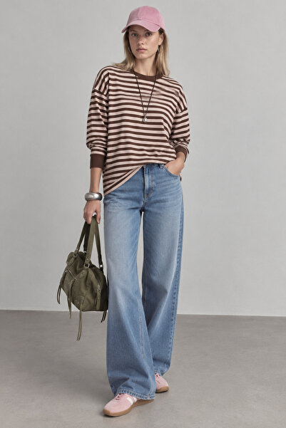 Manche Blue Brown Striped Crew Neck Oversize Sweatshirt |   Mkw2711653-1