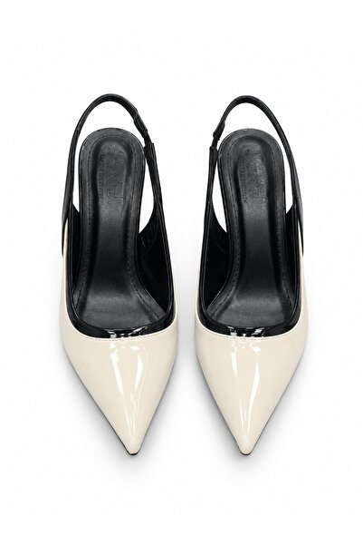 KM shoes Women's Cream Patent Leather Pointed Heeled Shoes