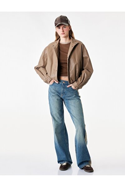 Koton Normal Bel Pamuklu Cepli Düğmeli Dantel Detaylı Düz Paça Denim Pantolon...