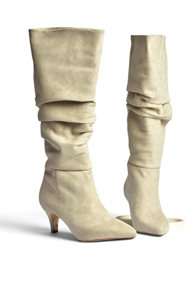 Fox Shoes Z965170402 Beige Suede Thin Heeled Gathered Women's Boots