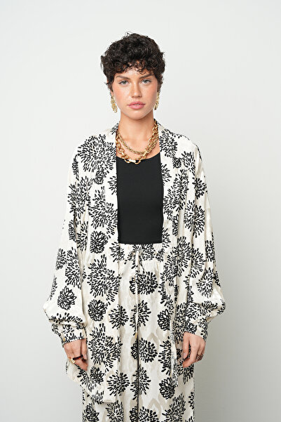 Orfeo Negro Women's Floral Patterned Black - White Oversized Kimono