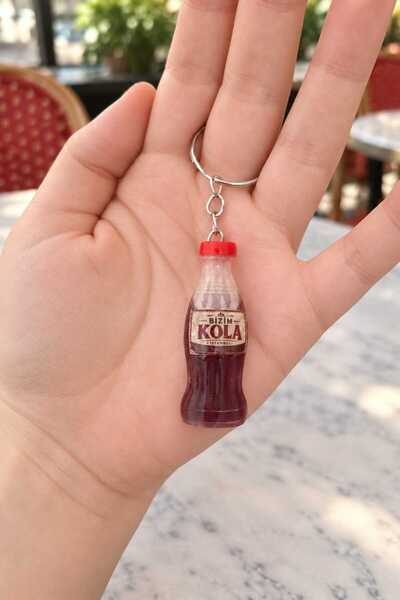 Mini Kola Şişesi Anahtarlık Akışkan Hareketli