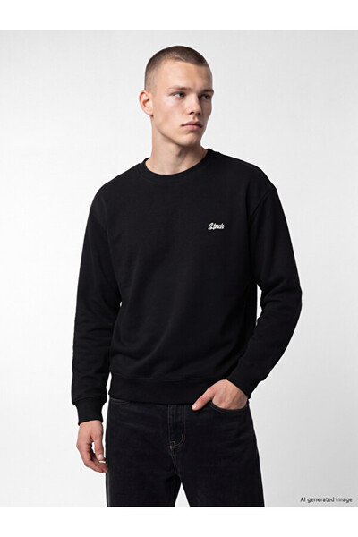LC Waikiki Crew Neck Embroidered Men's Sweatshirt