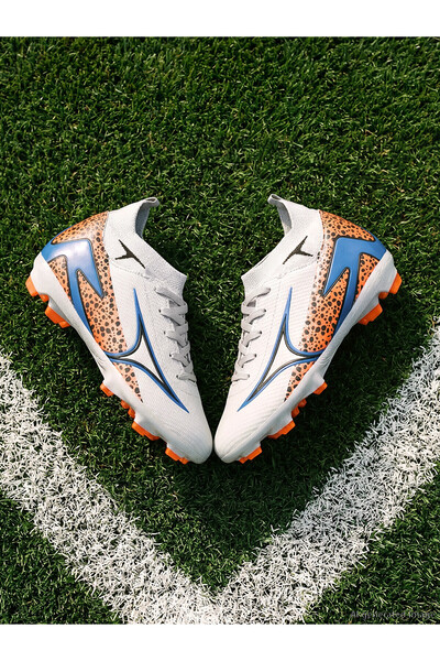 LC Waikiki Alita City Triwex Gray Boys' Football Boots with a Difference