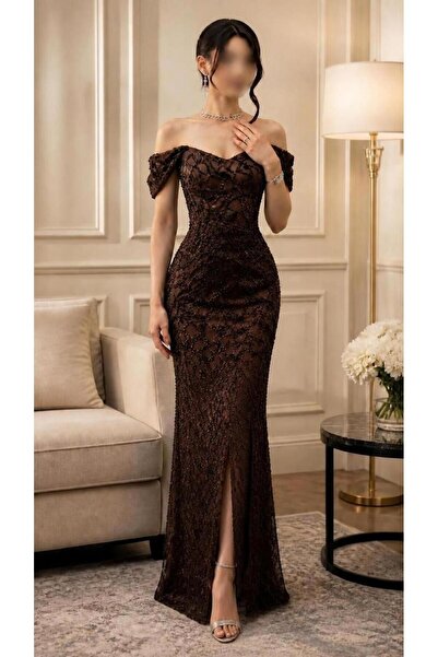 Olivia Style فستان سهرة نسائي بيج بتصميم كورسيه بدون أكمام وتطريز علوي مع تنو...