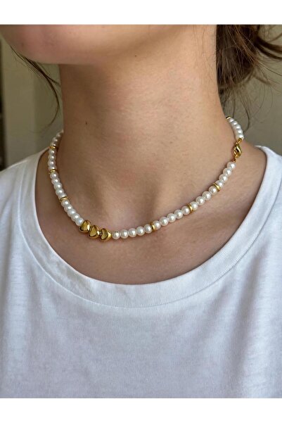 ROYAL SPARK Handmade Three Hearts Detailed Gold Beaded Pearl Necklace