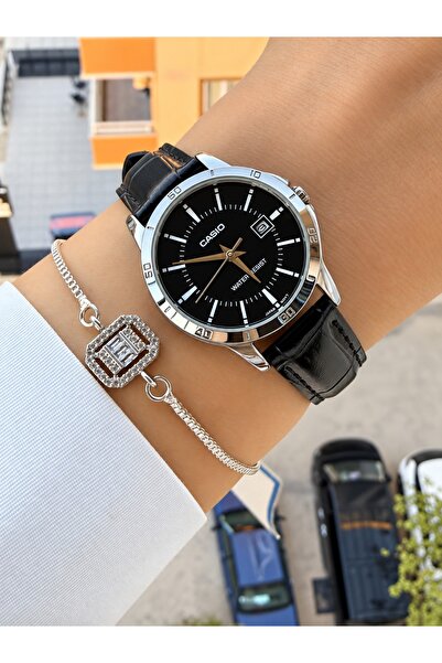 Casio Kordonu Deri Takvimli Kadın Kol Saati