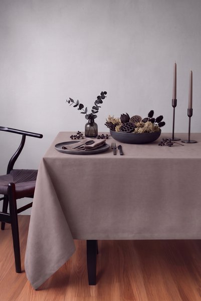 Gauze Fabric Design مفرش طاولة ناعم الملمس، لون الياقوت البودرة