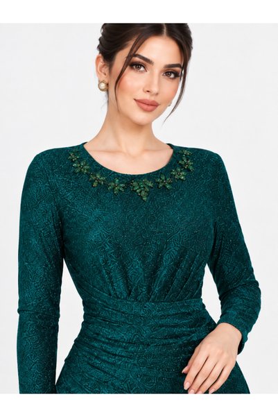 Opera Fashion فستان سهرة لامع بأكمام طويلة وإكسسوار عنق - أخضر