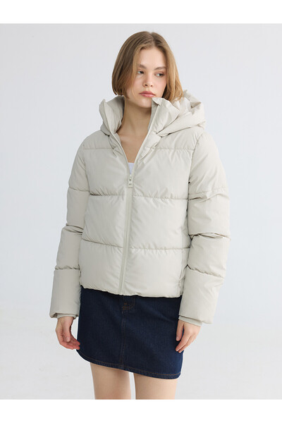 LC Waikiki Alita City Farkıyla Xside Black Hooded Women's Puffer Coat