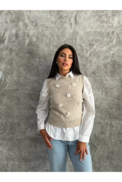 Vera Çiçek Detaylı Triko Süveter