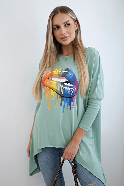 Kesi Tricou supradimensionat verde mentă închis cu imprimeu cu buze curcubeu ...