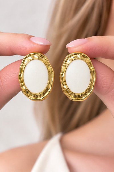 MRK Women's White Enamel Oval Earrings