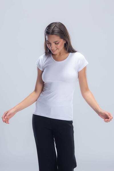 Generic Brand Classic White Plain T-Shirt for Women with a Round Neckline and...