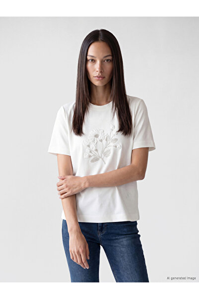 LC Waikiki Lcw Everyday Crew Neck Floral Embroidered Women's T-Shirt