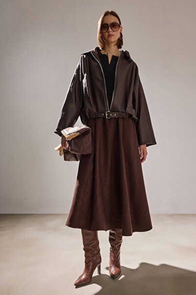 Touché Privé Suede Flared Skirt