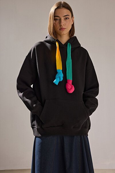 Touché Privé Colorful Lace-Up Detail Hooded Sweatshirt
