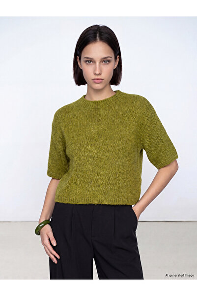 LC Waikiki Nevavm Lcw Comfort Green Knitwear Plain Oval Neck Women's Sweater ...