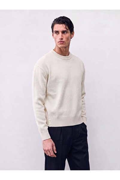 Atelier Old Money Yan Düğme Detaylı Crop Fit Kazak FW7357