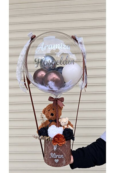 KİŞİYE ÖZEL BALONLU PELUŞ AYICIK ve ÇİÇEKLİ HEDİYE KUTUSU