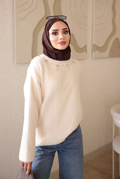 İmajButik Cream Crew Neck Stoned Angora Soft Knit Sweater