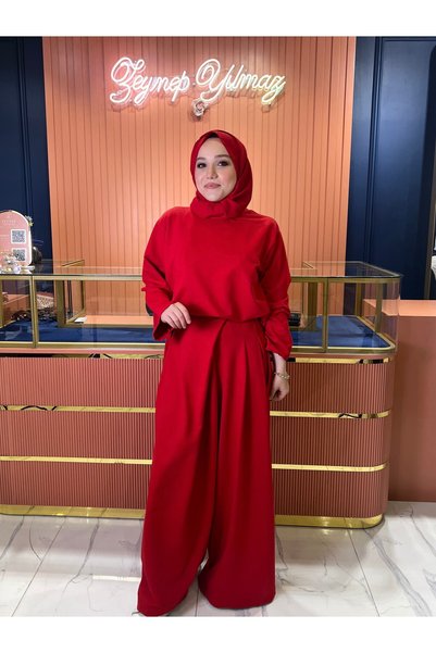 By Zeynep Yılmaz Basic Comfortable Set Red