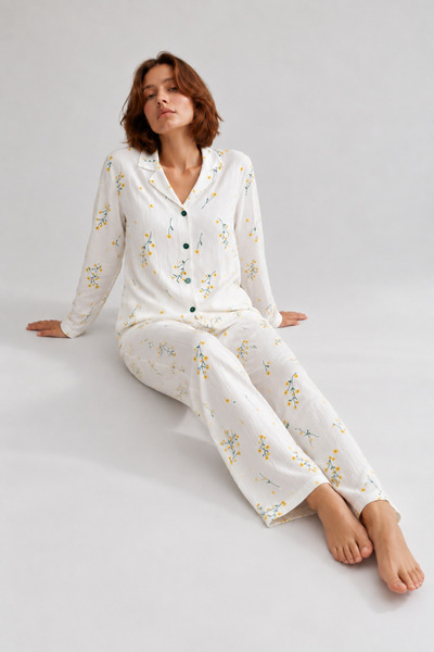 FİT WOMEN Women's Shirt Collar Buttoned Nightwear Ecru Pajama Set
