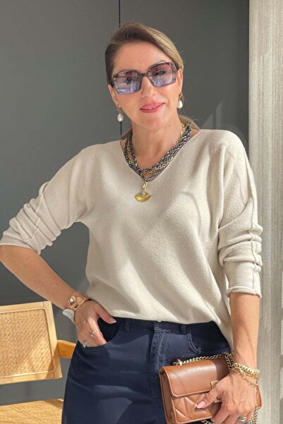 MİSLİNA BUTİK İthal Düz Desen V Yaka Bej Kazak