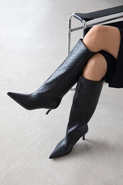 STRASWANS Penka Women's Ostrich Pattern Leather Boots Black