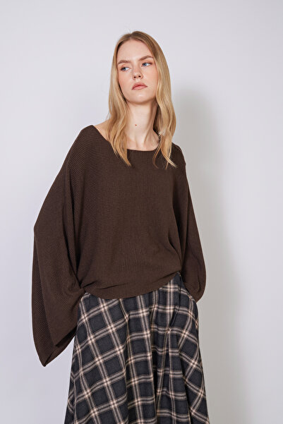 Nisan Bat Sleeve Boat Neck Tricot Cloak Brown