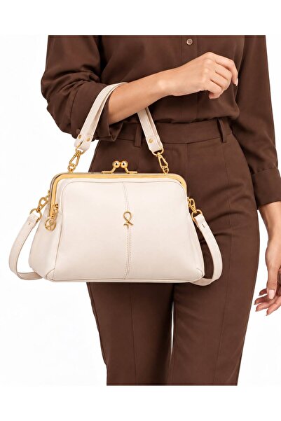 YADE MODA Women's Beige Metal Clip Three-Compartment Long Strap Hand and Shou...