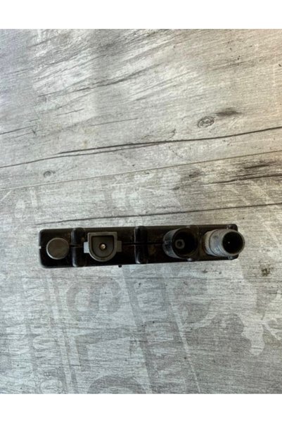 BMW Amplificator antena E46 cod 6906071