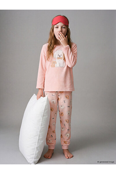LC Waikiki Vizyon New Season Pink Printed Girls' Velvet Pajama Set