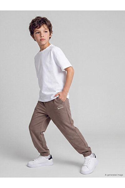 LC Waikiki Ozmarka New Season Brown Boys' Soft Touch Jogger Sweatpants