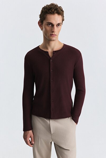 Antioch Ribbed Button Closure T-Shirt