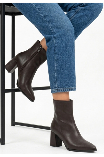 Erbilden Women's Boots Brown Leather Stylish Zeto